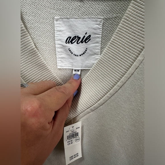 ⭐️SOLD⭐️NWT Aerie House Party Sweatshirt - Picture 7 of 15